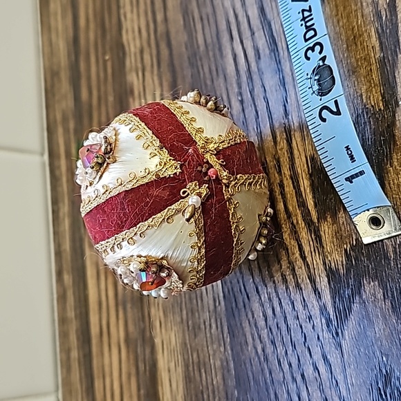 Vintage ball sequin beaded Christmas ornament - Picture 10 of 12